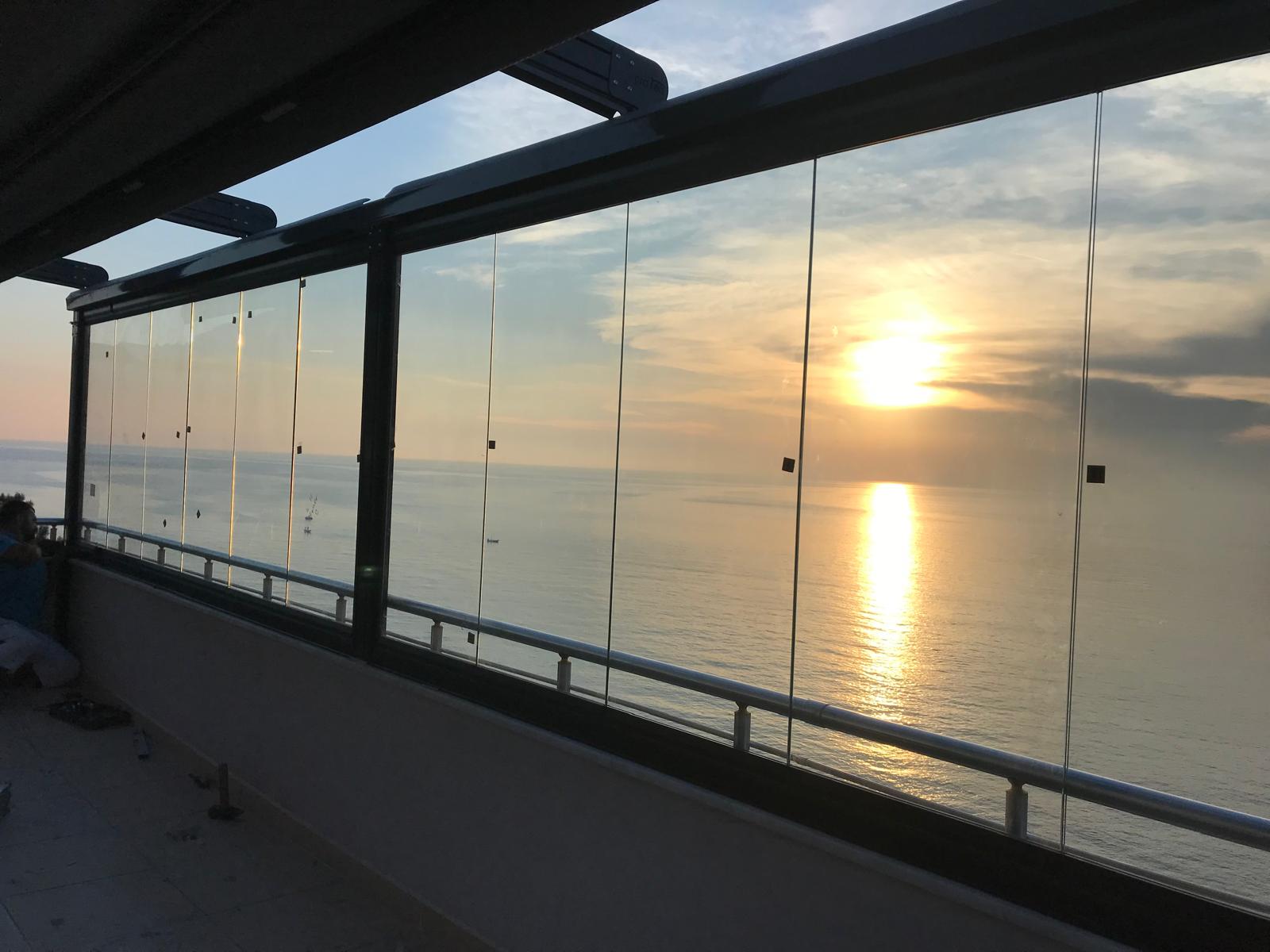 Katlanır Cam Balkon 44